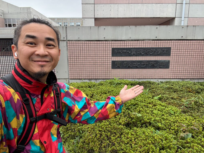 実践女子大学にて、学生に映像制作の面白さを伝える講義風景2